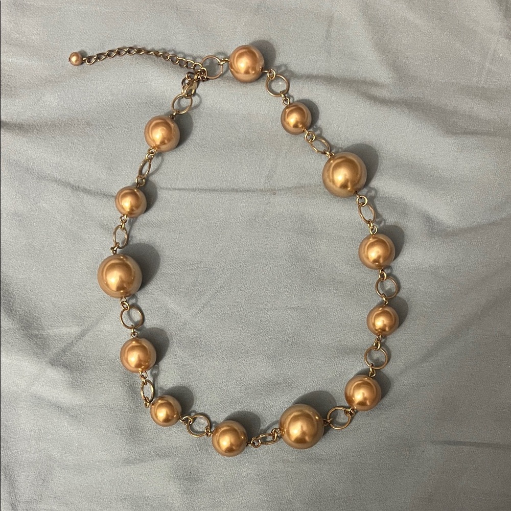 Elegant Gold Beaded Necklace